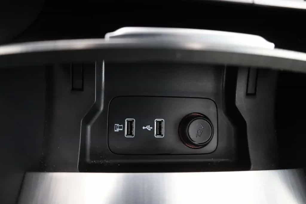 MG HS 1.5 T-GDI Luxury Aut. LED ACC Navi 360° Pano 03/2024-photo-12