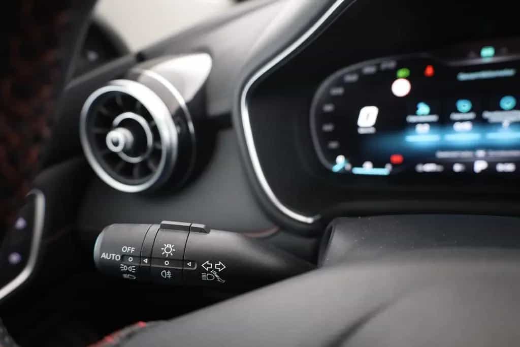 MG HS 1.5 T-GDI Luxury Aut. LED ACC Navi 360° Pano 03/2024-photo-18