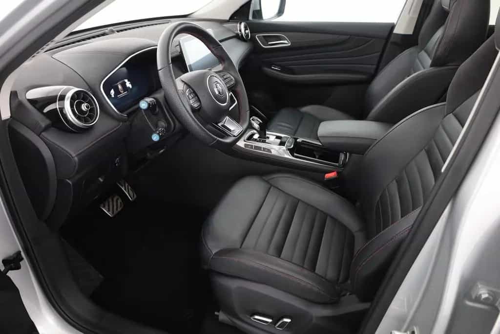 MG HS 1.5 T-GDI Luxury Aut. LED ACC Navi 360° Pano 03/2024-photo-21