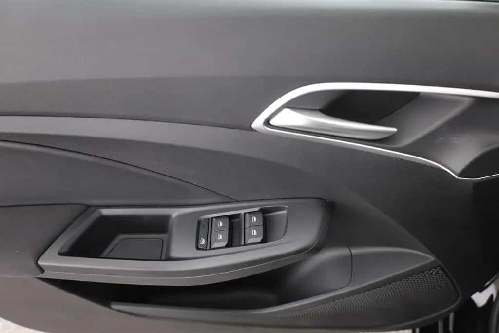 MG MG3 1.5 Comfort LED Navi Kamera 01/2026-photo-20