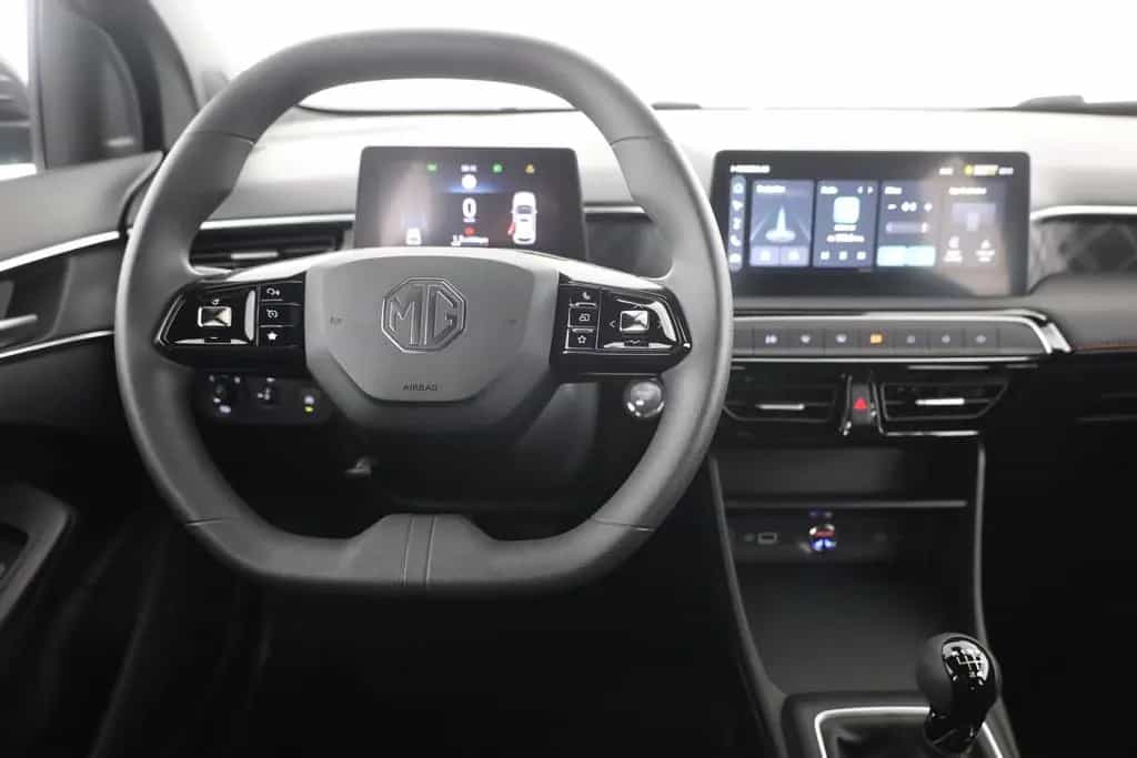 MG MG3 1.5 Comfort LED Navi Kamera 01/2026-photo-9