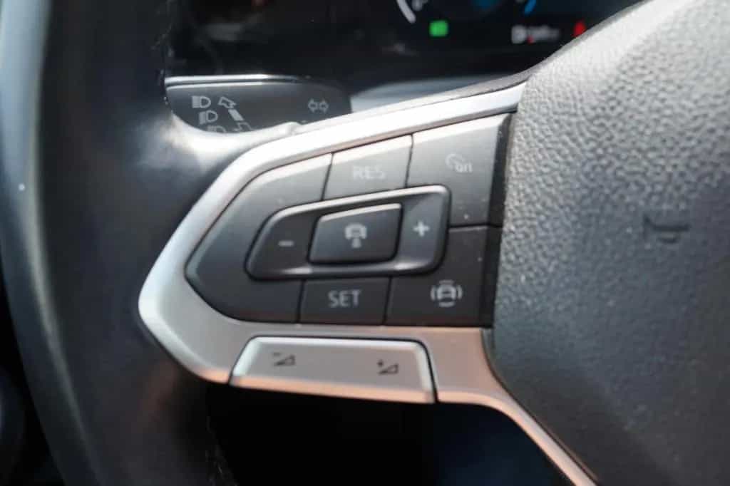 Volkswagen Golf VIII Life*LED*PDC*NAVI*SHZ*DIGITAL COCKPIT* 03/2020-photo-24