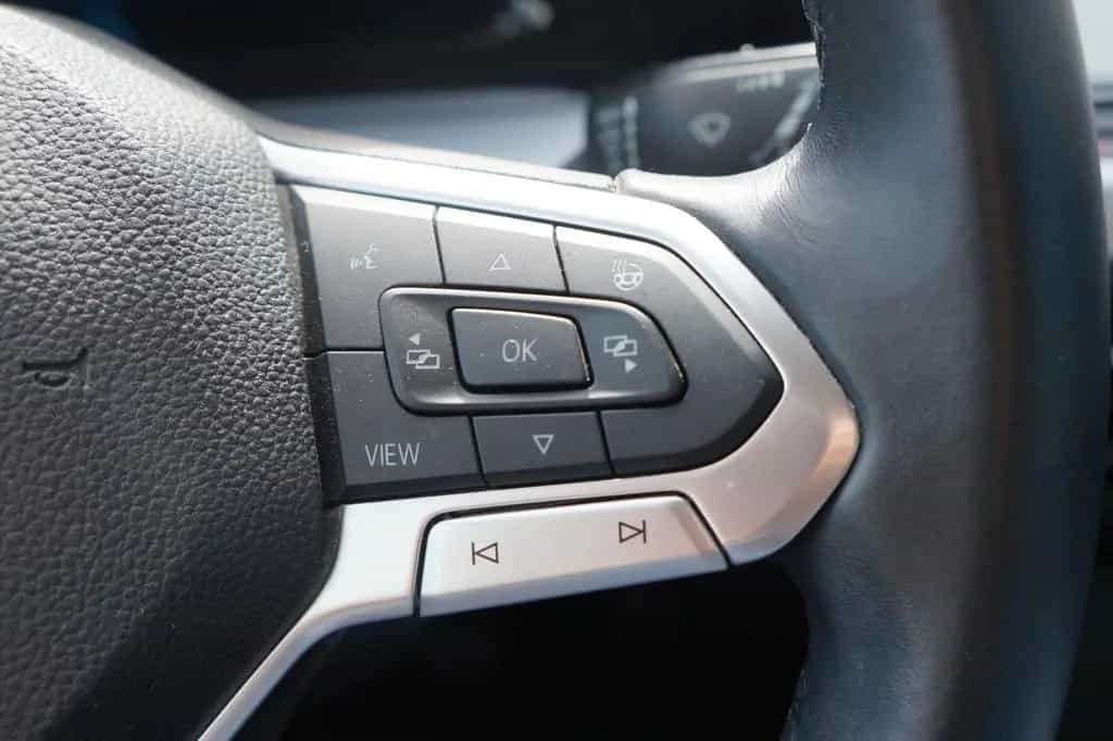 Volkswagen Golf VIII Life*LED*PDC*NAVI*SHZ*DIGITAL COCKPIT* 03/2020-photo-25