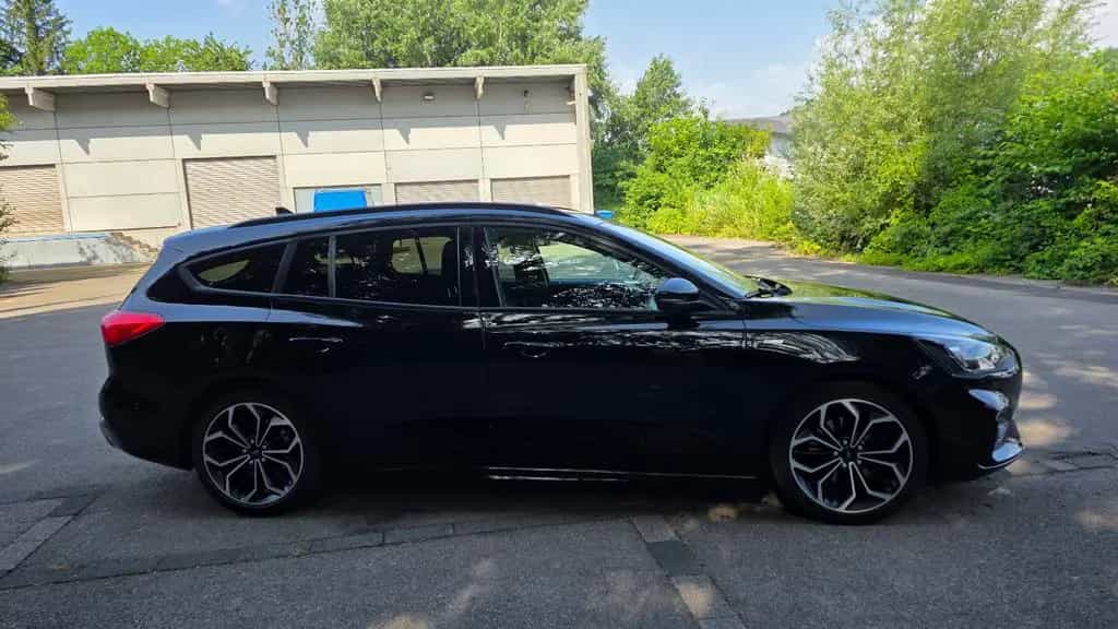 Ford Focus Turnier ST-Line 18"Keyfree*RFK*SHZ*Navi* 09/2019-photo-10