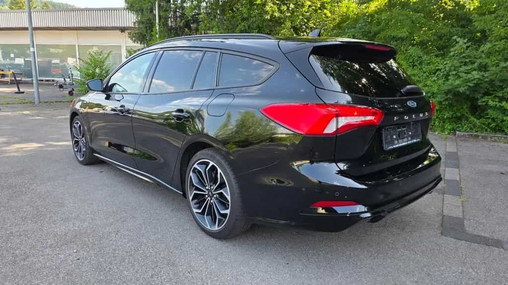 Ford Focus Turnier ST-Line 18"Keyfree*RFK*SHZ*Navi* 09/2019-photo-12