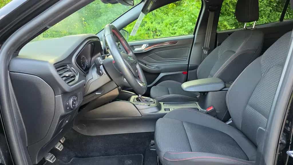 Ford Focus Turnier ST-Line 18"Keyfree*RFK*SHZ*Navi* 09/2019-photo-13