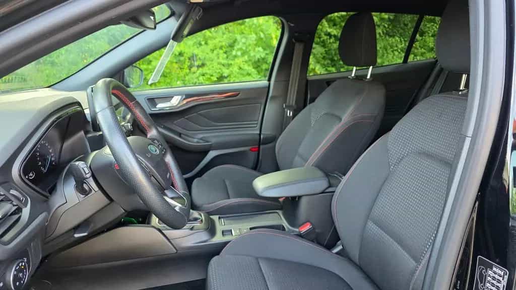 Ford Focus Turnier ST-Line 18"Keyfree*RFK*SHZ*Navi* 09/2019-photo-5