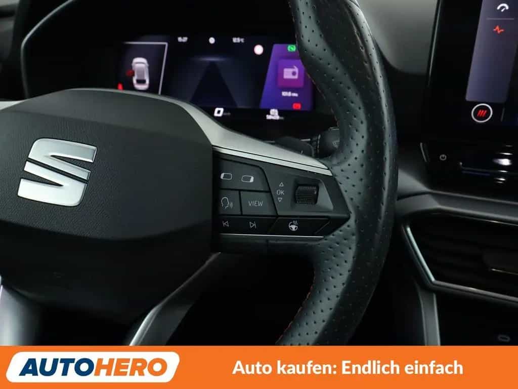 Seat Leon 1.5 eTSI ACT FR Aut.*NAVI*LED*PDC*SHZ*ACC* 01/2022-photo-24