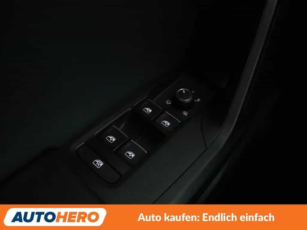 Seat Leon 1.5 eTSI ACT FR Aut.*NAVI*LED*PDC*SHZ*ACC* 01/2022-photo-26