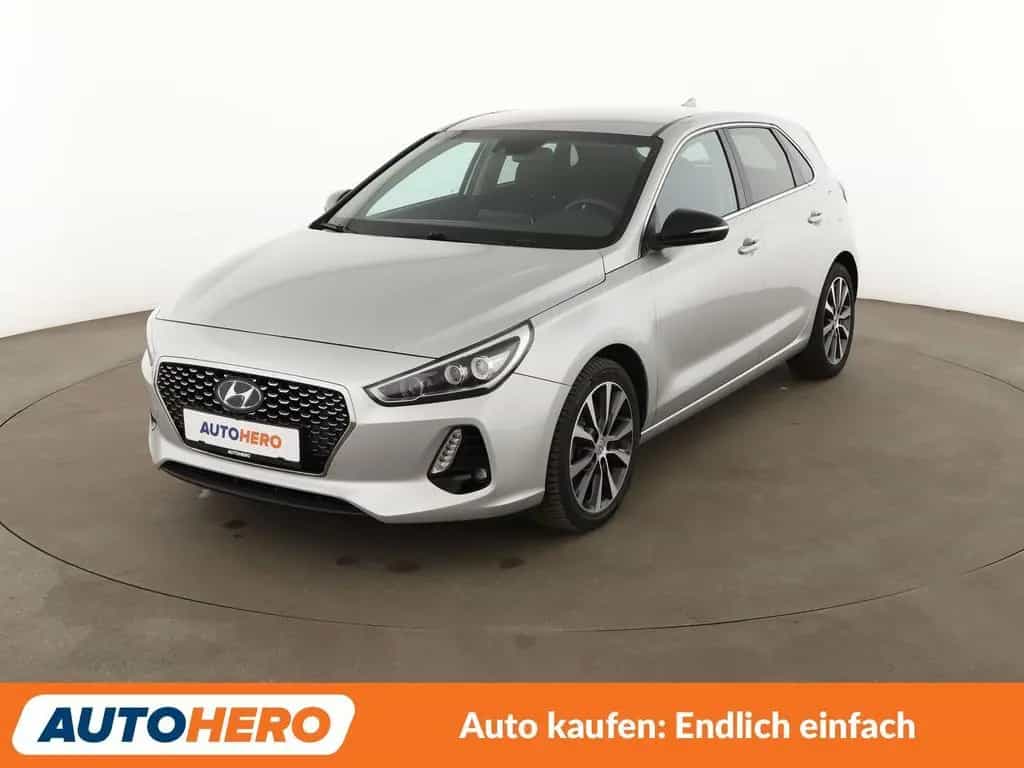 Hyundai i30 1.4 TGDI Intro*NAVI*CAM*AHK*PDC*SHZ*TEMPO* 01/2017-photo-0