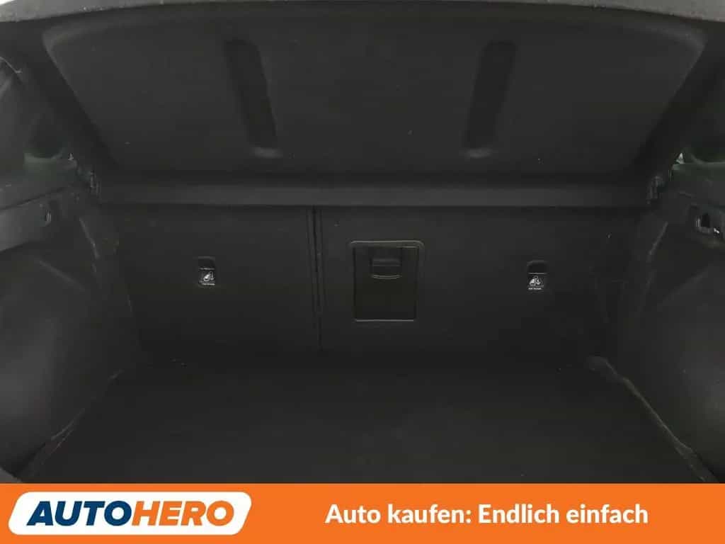 Hyundai i30 1.4 TGDI Intro*NAVI*CAM*AHK*PDC*SHZ*TEMPO* 01/2017-photo-17