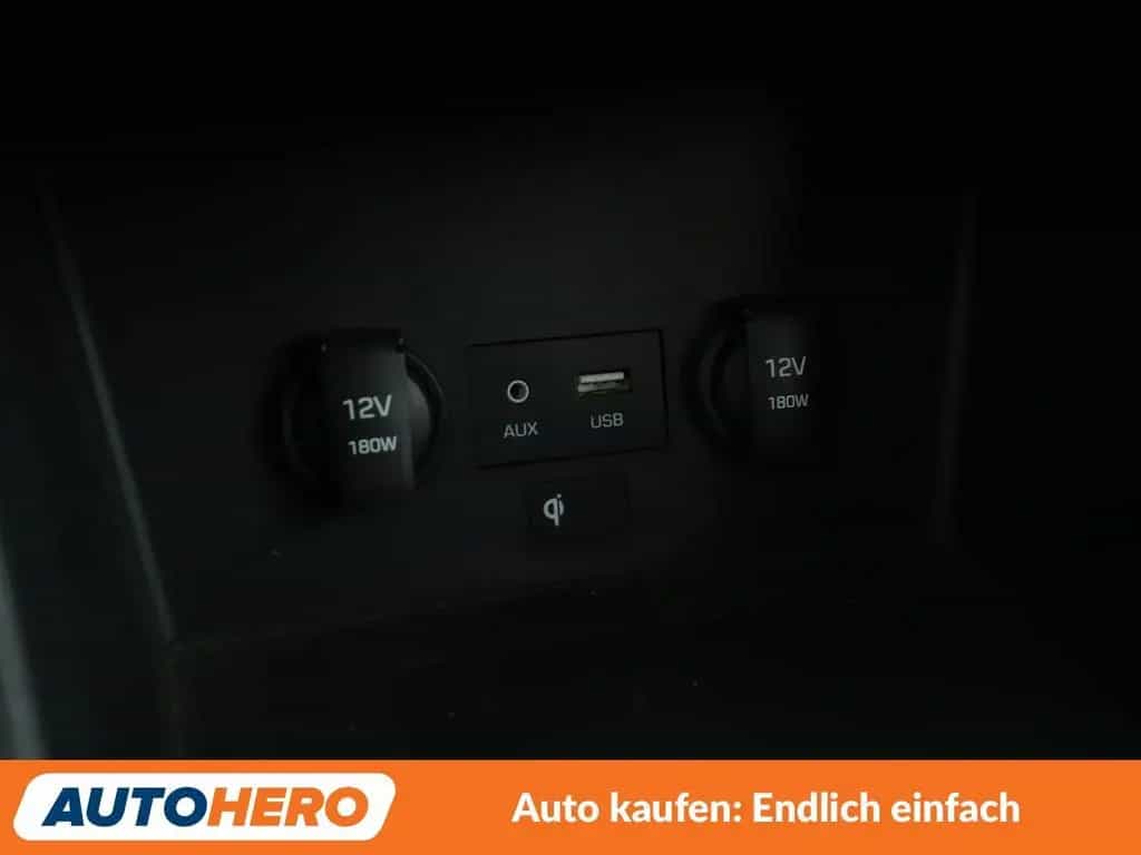 Hyundai i30 1.4 TGDI Intro*NAVI*CAM*AHK*PDC*SHZ*TEMPO* 01/2017-photo-27