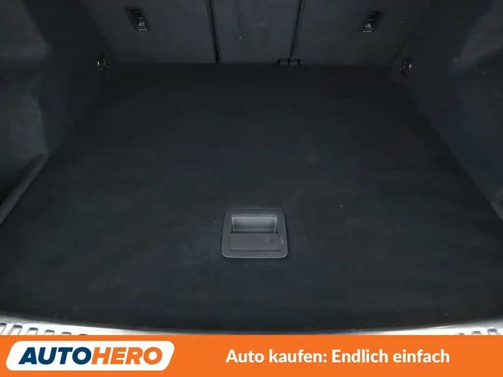 Audi Q3 35 TFSI ACT S line Aut.*NAVI*ACC*PDC*SHZ* 01/2020-photo-17