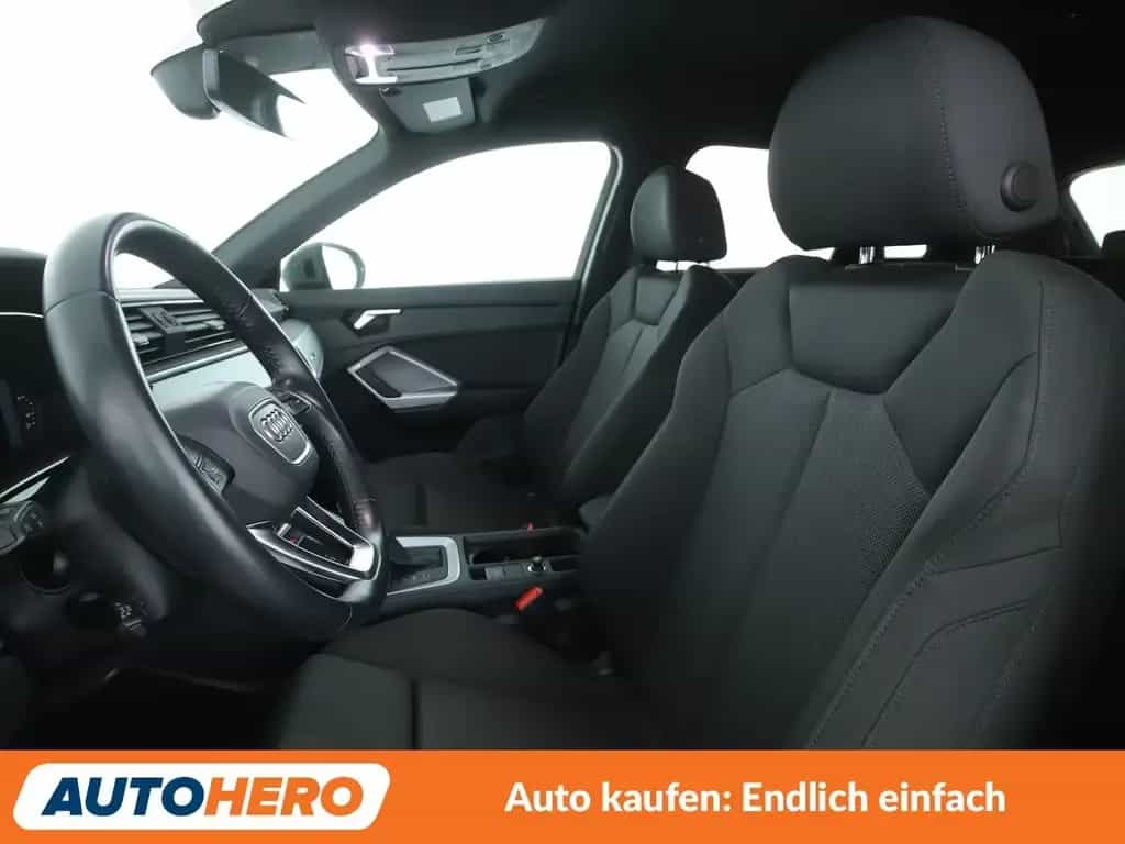 Audi Q3 35 TFSI ACT S line Aut.*NAVI*ACC*PDC*SHZ* 01/2020-photo-9