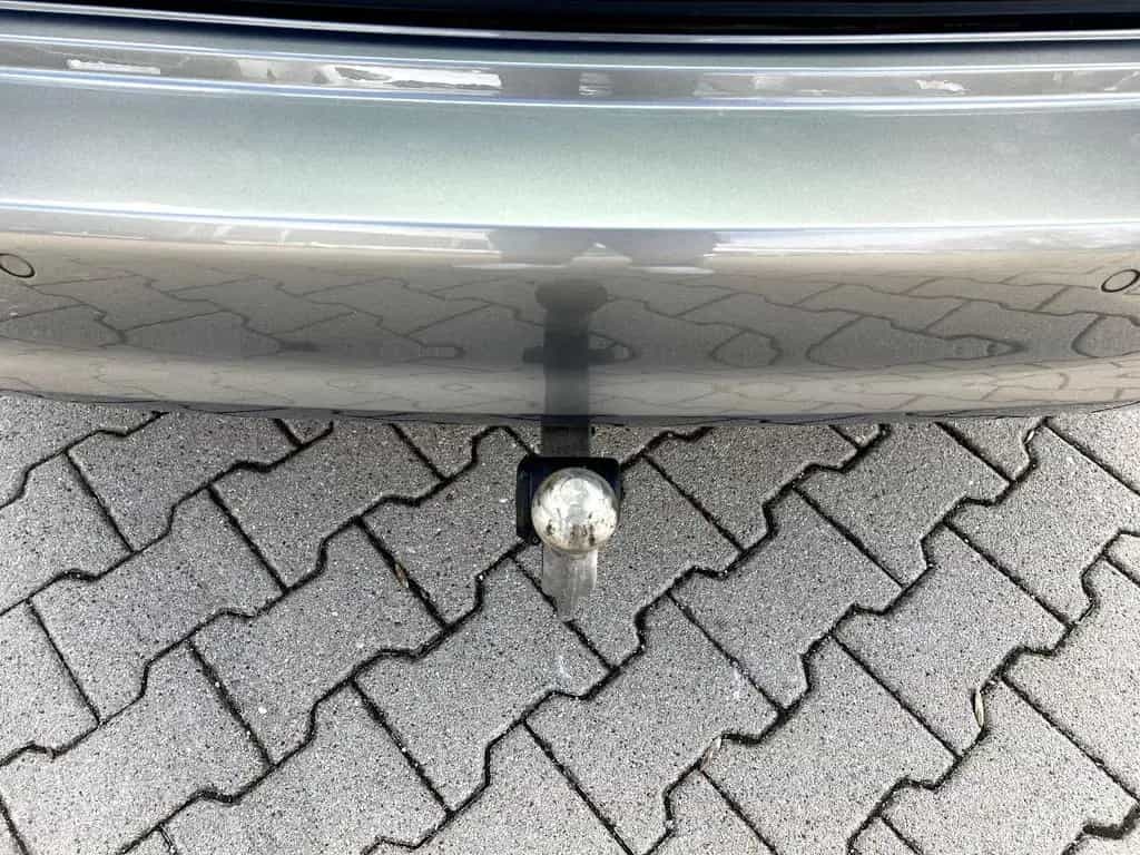 BMW 320 d Touring *LED Navi Leder ACC Standh. AHK SHZ 07/2020-photo-8