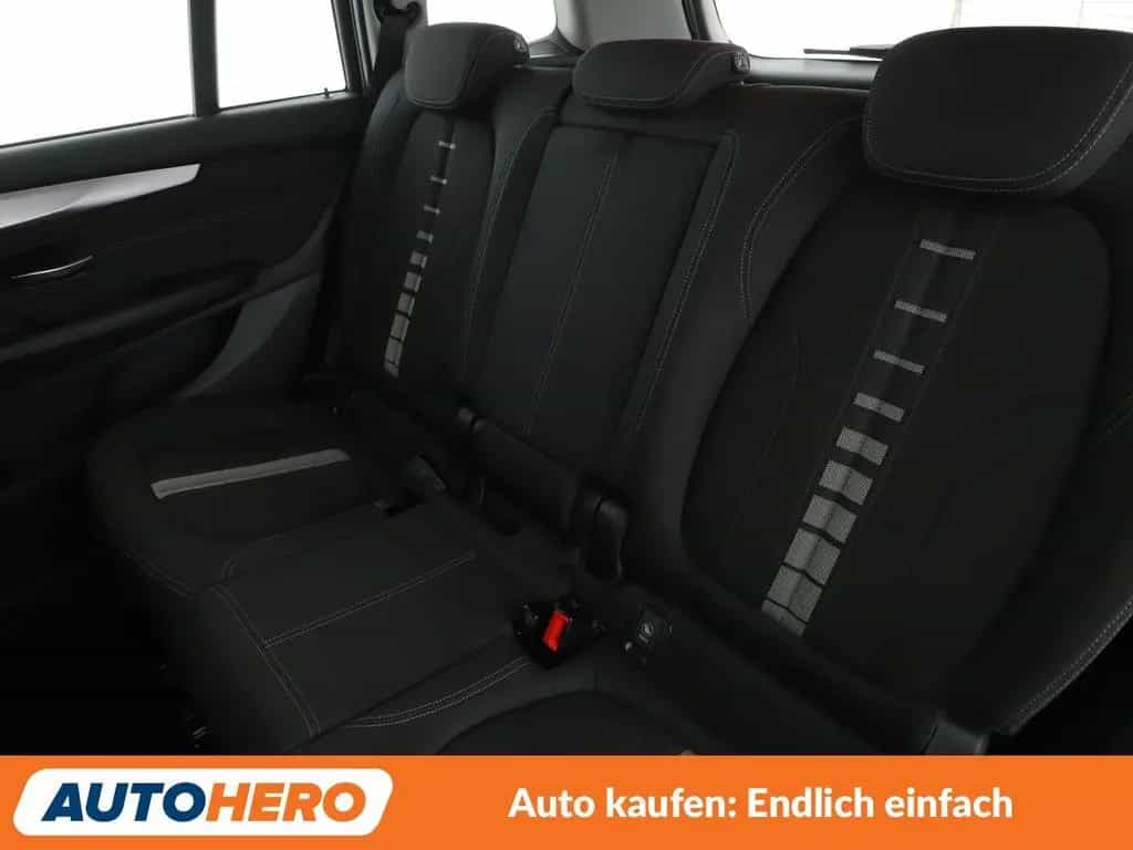 BMW 2 Series 220i Gran Tourer Advantage Aut.*NAV*LED*TEMP*CAM 07/2017-photo-13