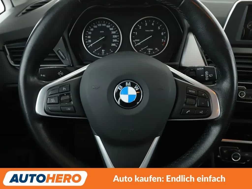 BMW 2 Series 220i Gran Tourer Advantage Aut.*NAV*LED*TEMP*CAM 07/2017-photo-18