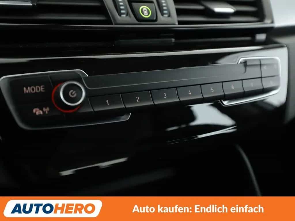 BMW 2 Series 220i Gran Tourer Advantage Aut.*NAV*LED*TEMP*CAM 07/2017-photo-23