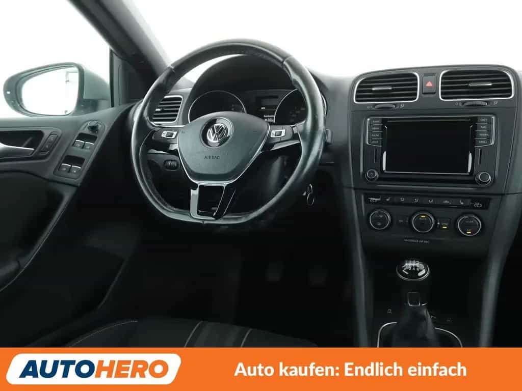 Volkswagen Golf VI 1.2 TSI Lounge BMT*NAVI*PDC*SHZ*KLIMA* 03/2016-photo-12