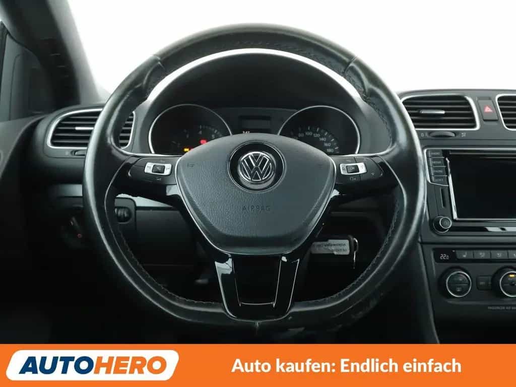 Volkswagen Golf VI 1.2 TSI Lounge BMT*NAVI*PDC*SHZ*KLIMA* 03/2016-photo-18
