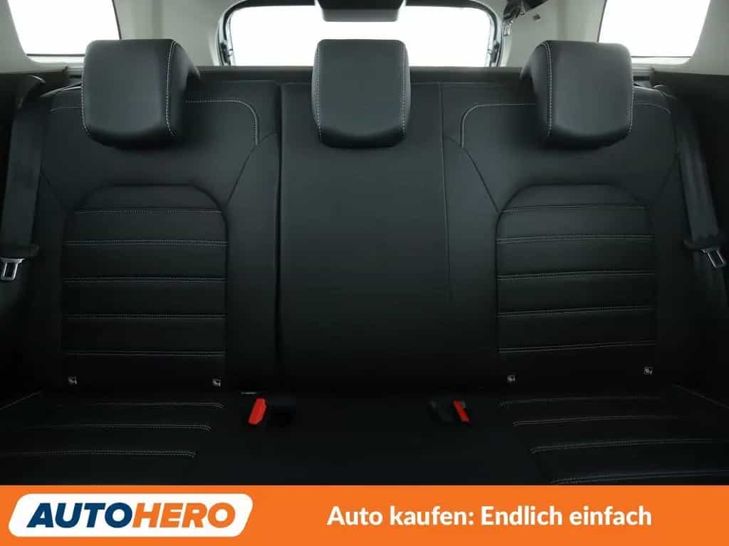 Dacia Duster 1.6 SCe Prestige*NAVI*CAM*PDC*SHZ*AHK* 02/2019-photo-15