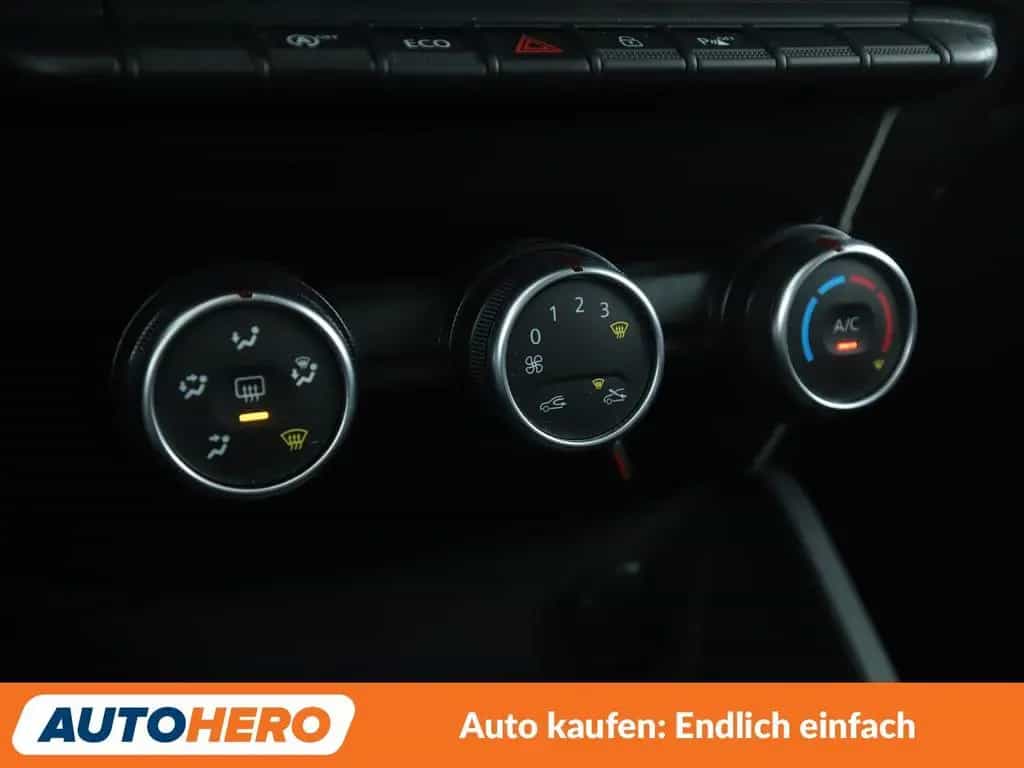 Dacia Duster 1.6 SCe Prestige*NAVI*CAM*PDC*SHZ*AHK* 02/2019-photo-23