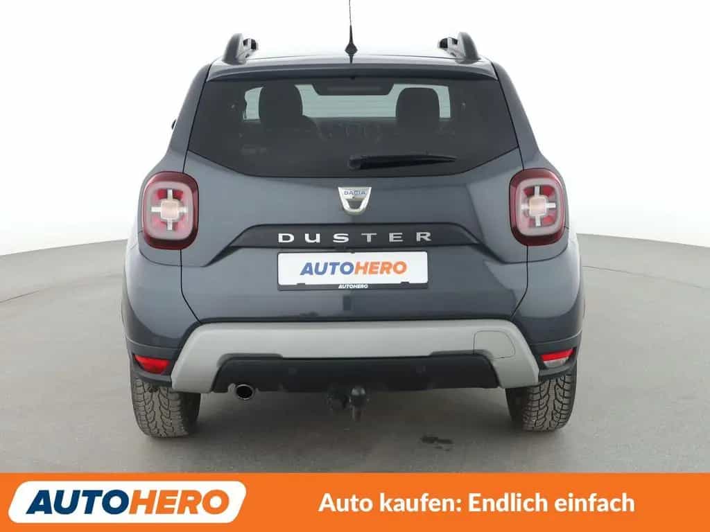 Dacia Duster 1.6 SCe Prestige*NAVI*CAM*PDC*SHZ*AHK* 02/2019-photo-4