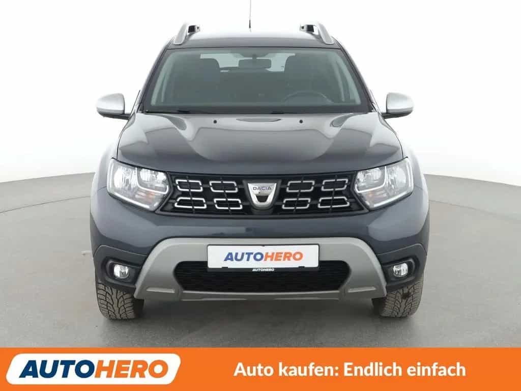 Dacia Duster 1.6 SCe Prestige*NAVI*CAM*PDC*SHZ*AHK* 02/2019-photo-8