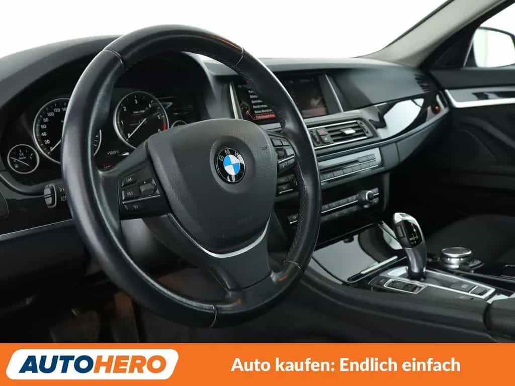BMW 5 Series 520d Aut.*NAV*XENON*TEMP*PDC*SHZ*ALU*KLIMA* 10/2015-photo-10