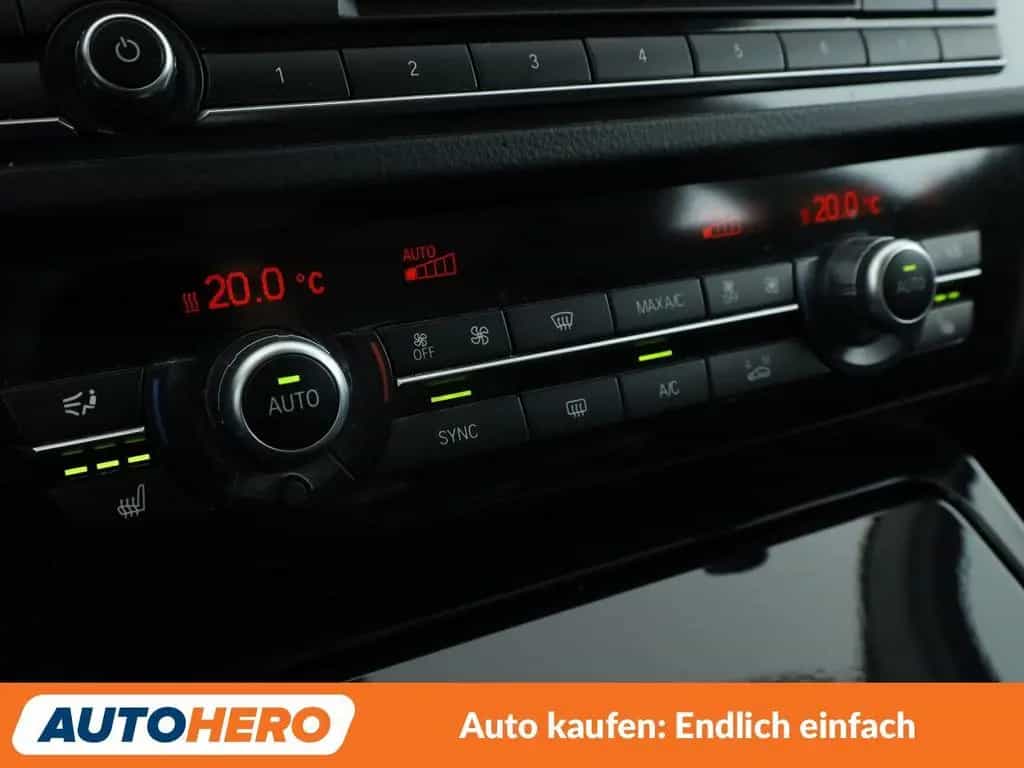 BMW 5 Series 520d Aut.*NAV*XENON*TEMP*PDC*SHZ*ALU*KLIMA* 10/2015-photo-24