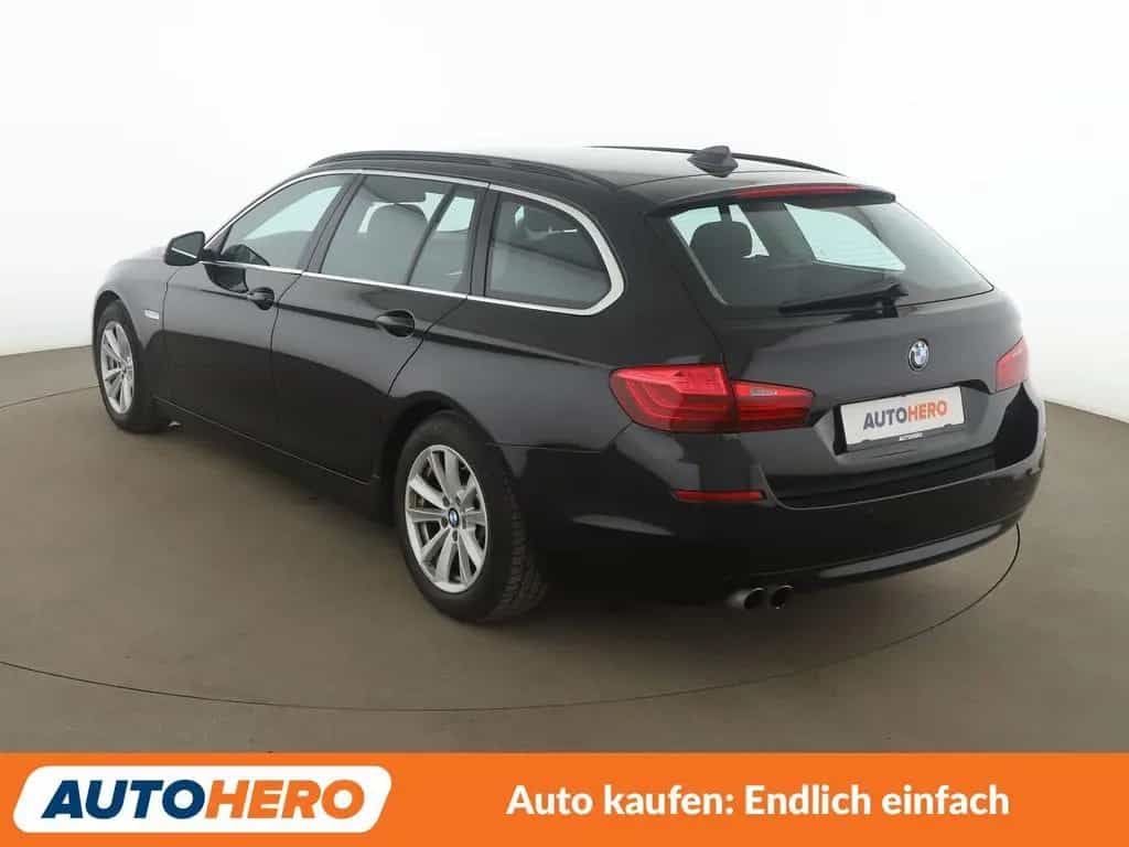 BMW 5 Series 520d Aut.*NAV*XENON*TEMP*PDC*SHZ*ALU*KLIMA* 10/2015-photo-3