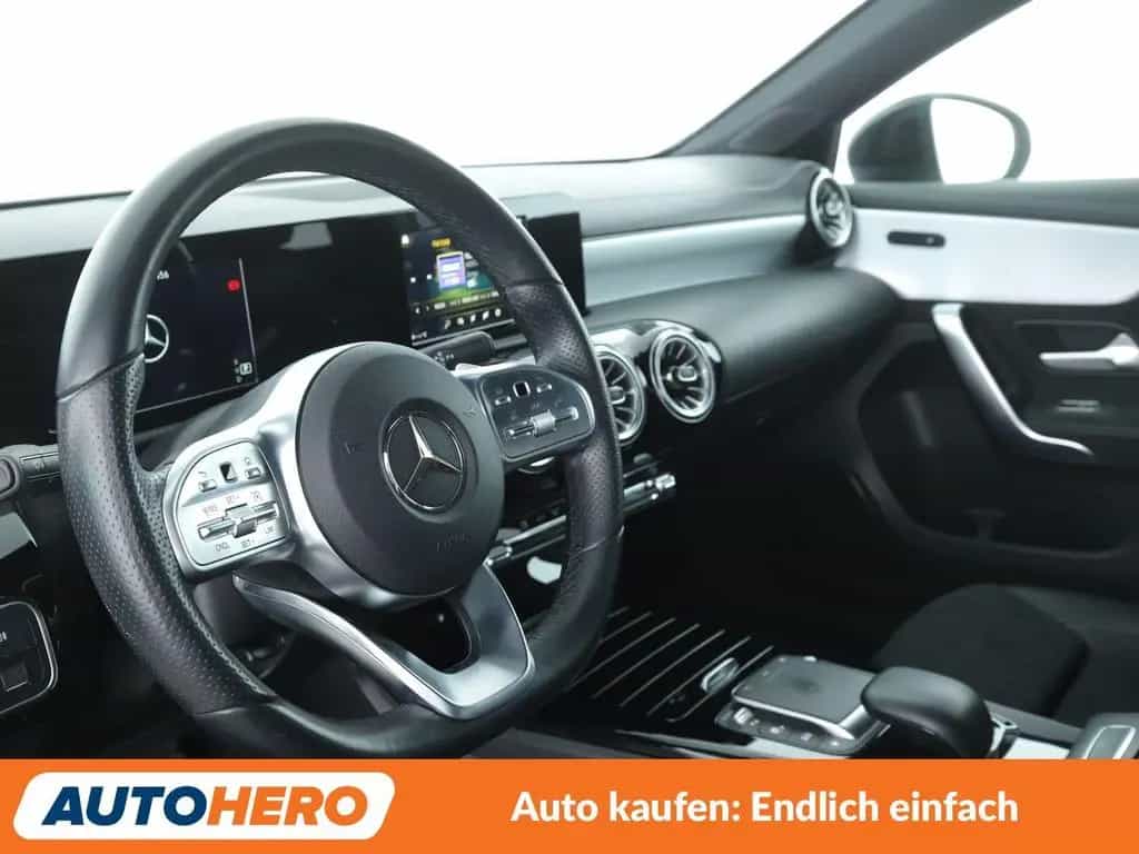 Mercedes-Benz A-Class Limousine A 180 Edition 2020 AMG Line 02/2021-photo-10