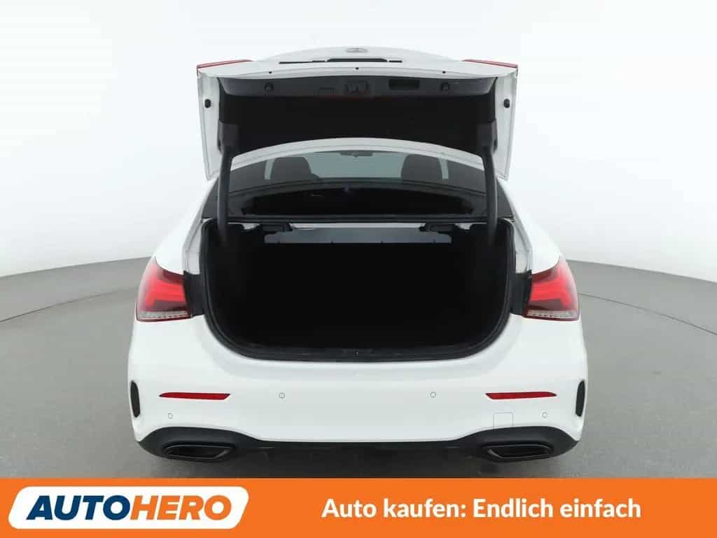 Mercedes-Benz A-Class Limousine A 180 Edition 2020 AMG Line 02/2021-photo-16
