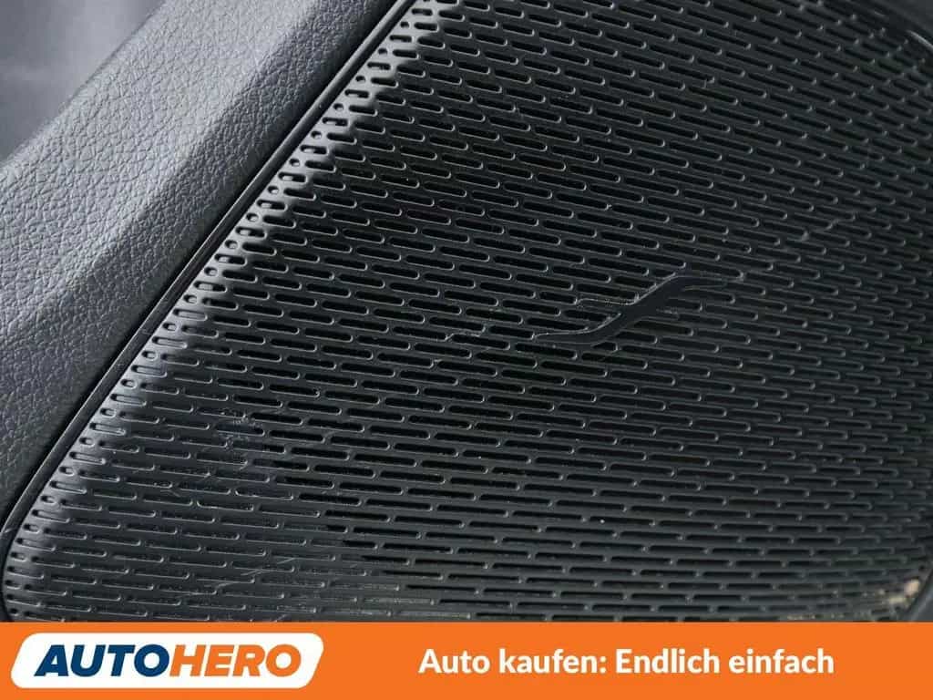 Mercedes-Benz A-Class Limousine A 180 Edition 2020 AMG Line 02/2021-photo-27