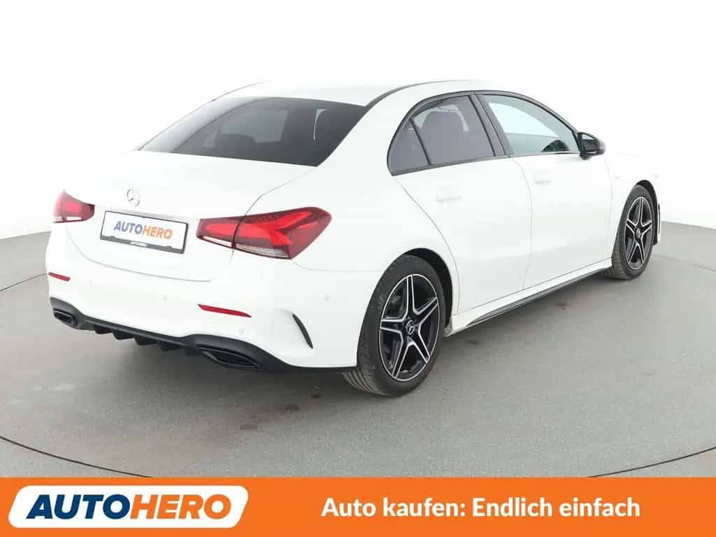 Mercedes-Benz A-Class Limousine A 180 Edition 2020 AMG Line 02/2021-photo-5