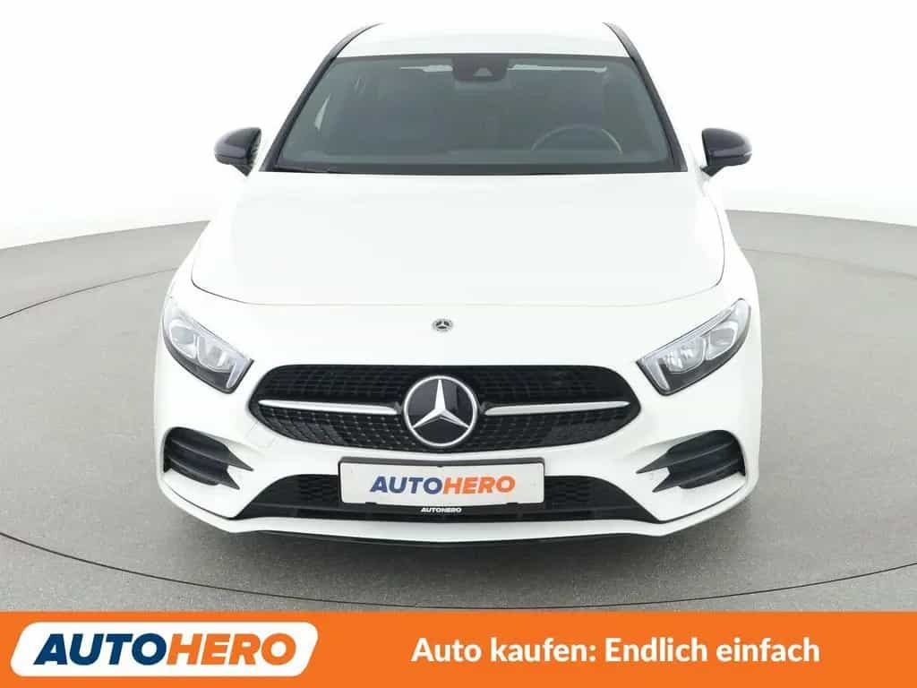 Mercedes-Benz A-Class Limousine A 180 Edition 2020 AMG Line 02/2021-photo-8