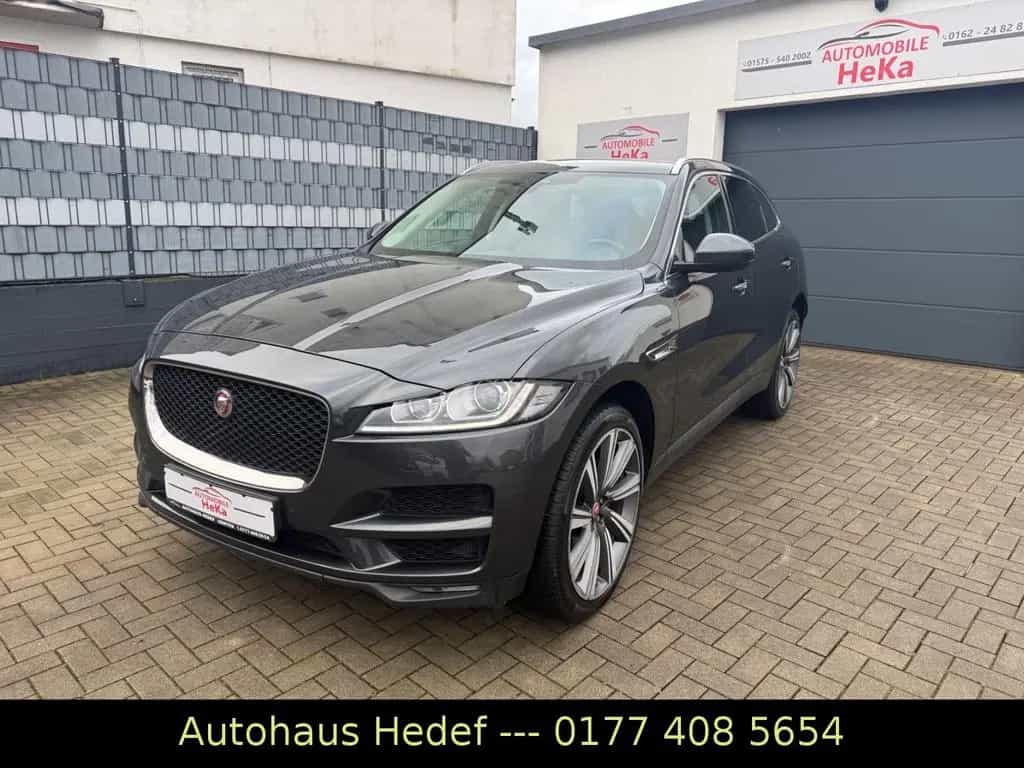 Jaguar F-Pace F-PACE Portfolio AWD - PANAROMA - LEDER 06/2018-photo-1