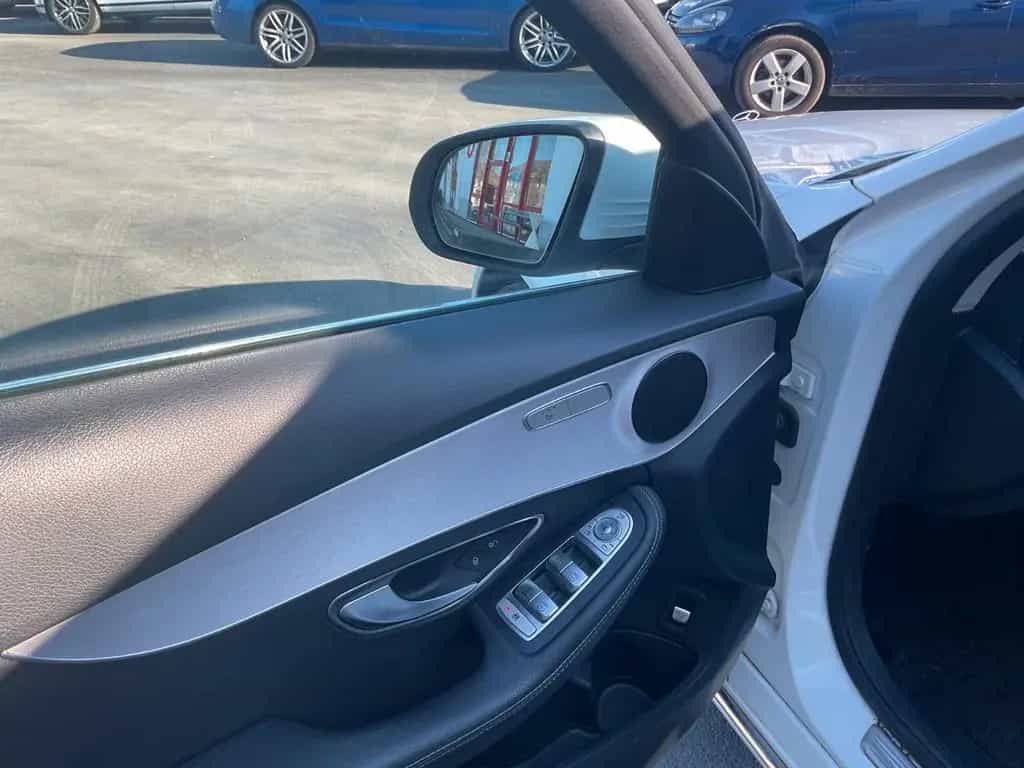 Mercedes-Benz C-Class 200 Exclusive Navi Kamera AHK SHZ PDC 09/2018-photo-25