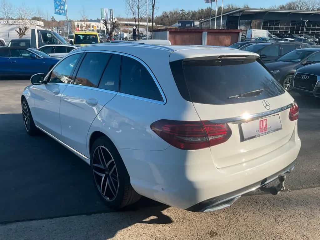 Mercedes-Benz C-Class 200 Exclusive Navi Kamera AHK SHZ PDC 09/2018-photo-5