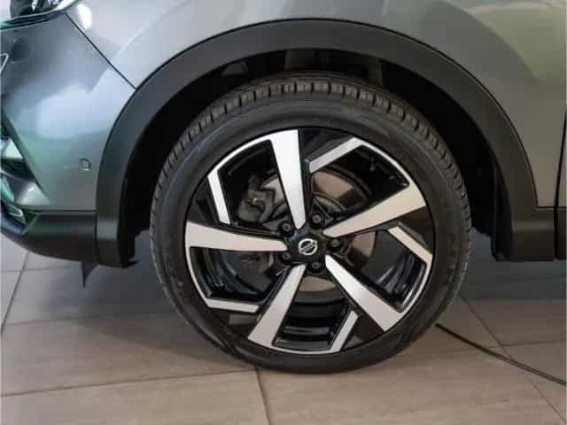 Nissan Qashqai 1.7 dCi Tekna+ 4x4 AHK Panorama BLIS BOS 06/2019-photo-5
