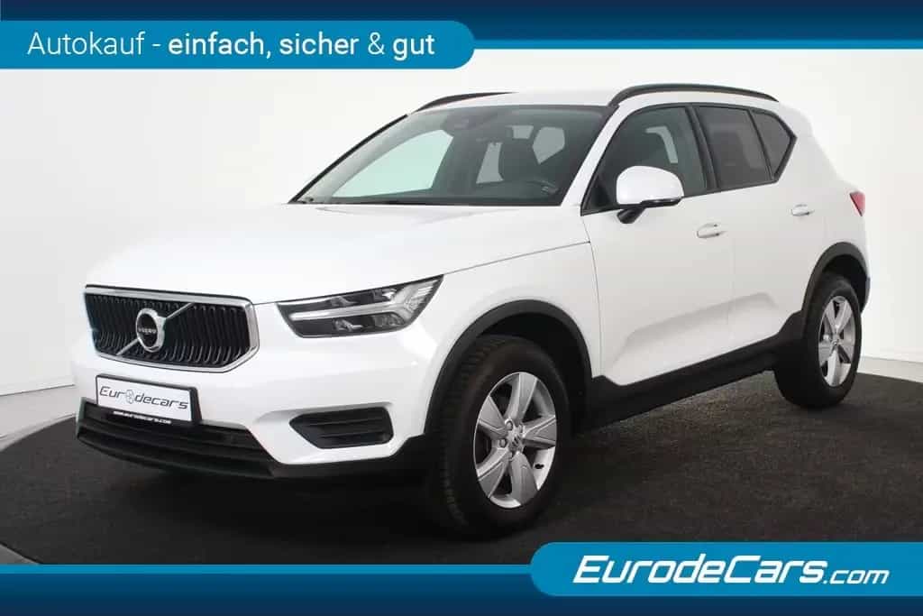 Volvo XC40 T2 Momentum *1.Hand*Navi*Park ass.*AHK* 04/2022-photo-0