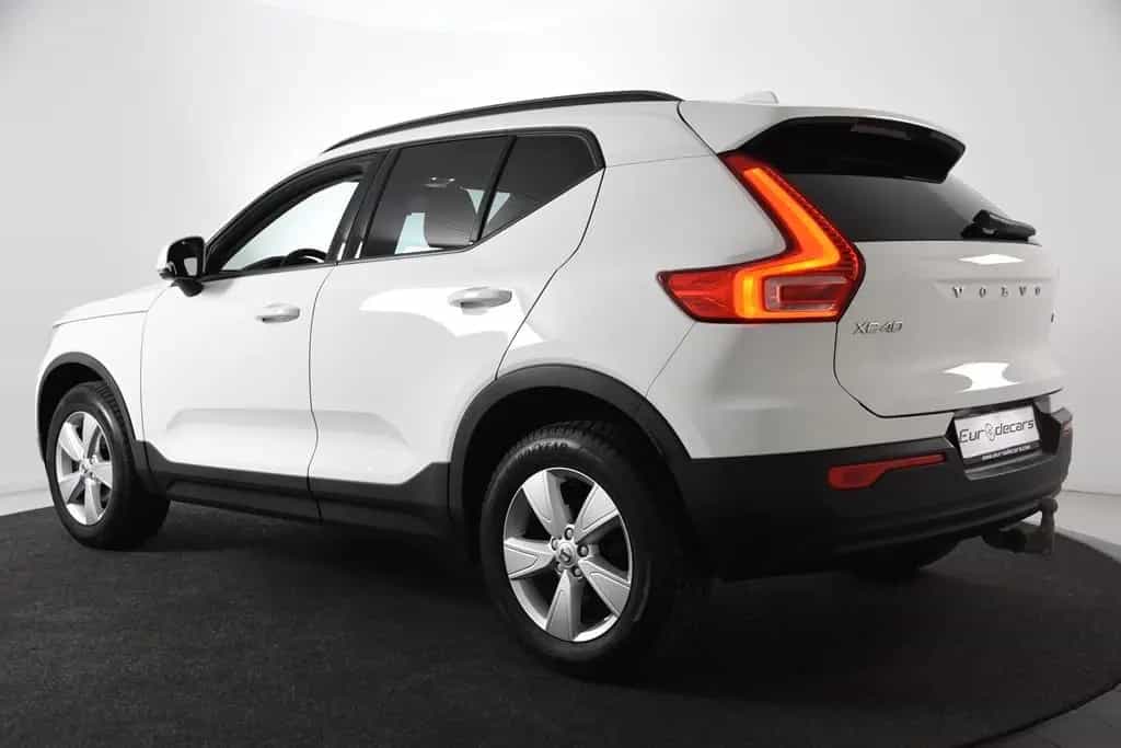 Volvo XC40 T2 Momentum *1.Hand*Navi*Park ass.*AHK* 04/2022-photo-27