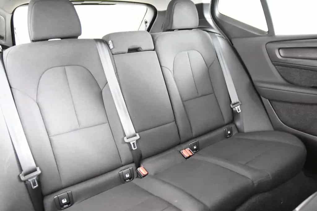 Volvo XC40 T2 Momentum *1.Hand*Navi*Park ass.*AHK* 04/2022-photo-9