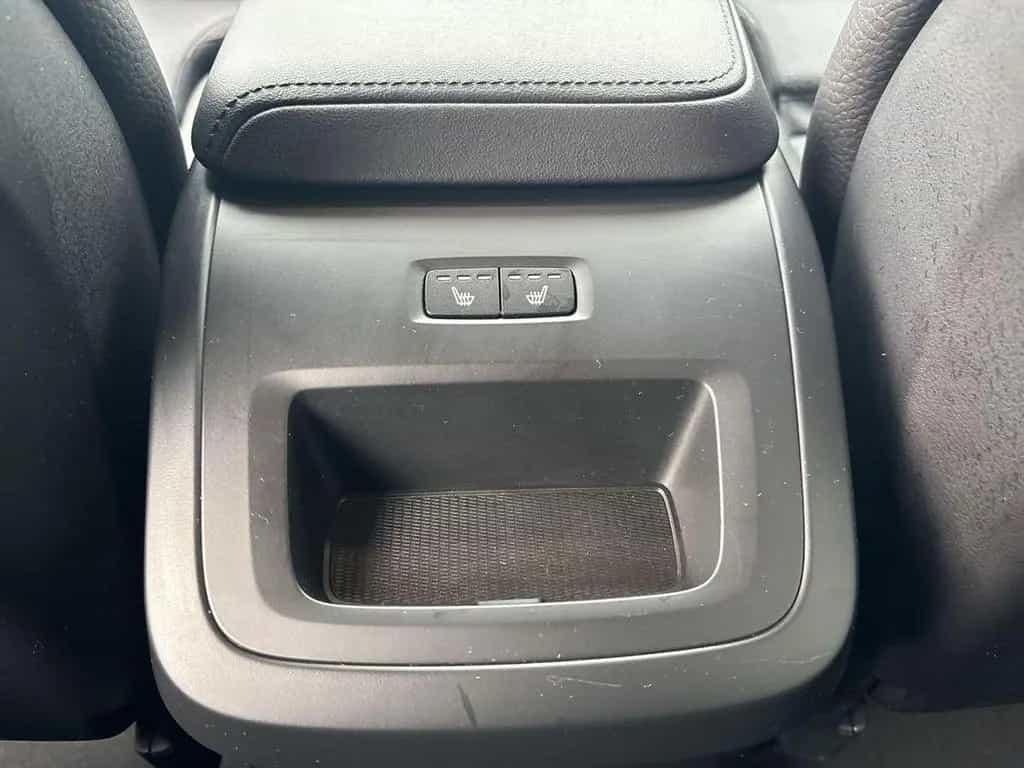 Volvo XC60 B4 FWD Plus Dark 4xSHZ ACC BLIS CAM LHZ H/K 04/2023-photo-19
