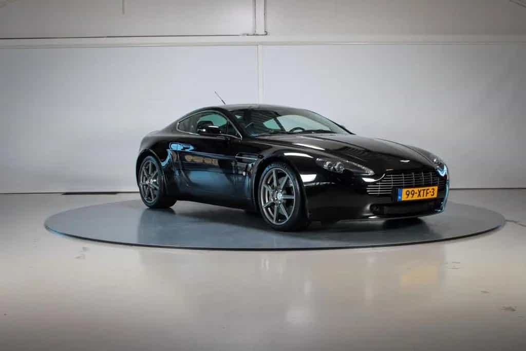Aston Martin V8 Vantage 4.3 V8 01/2006-photo-10