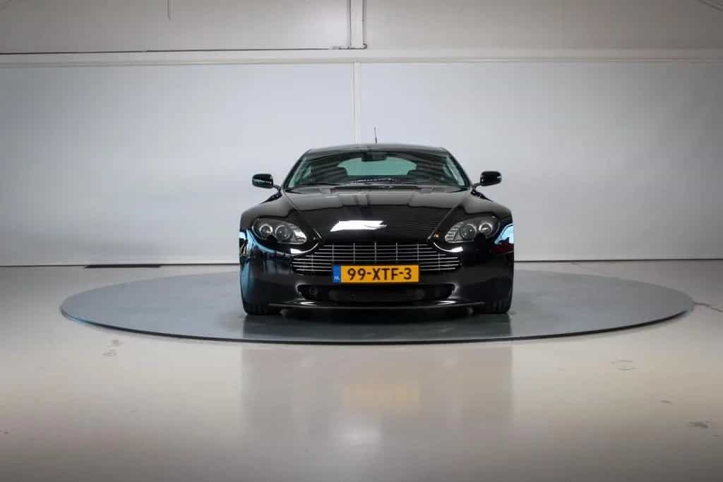 Aston Martin V8 Vantage 4.3 V8 01/2006-photo-11