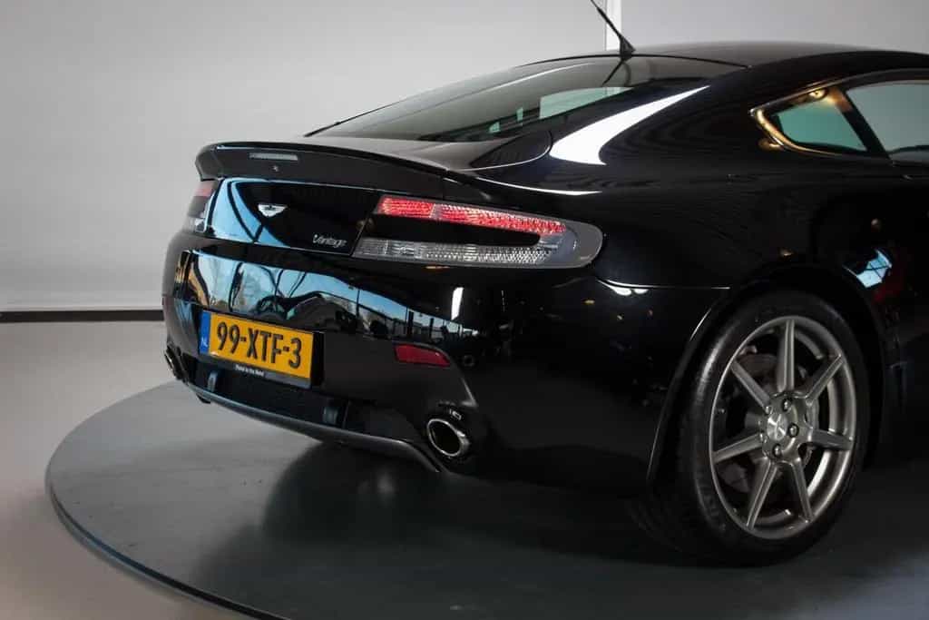 Aston Martin V8 Vantage 4.3 V8 01/2006-photo-12