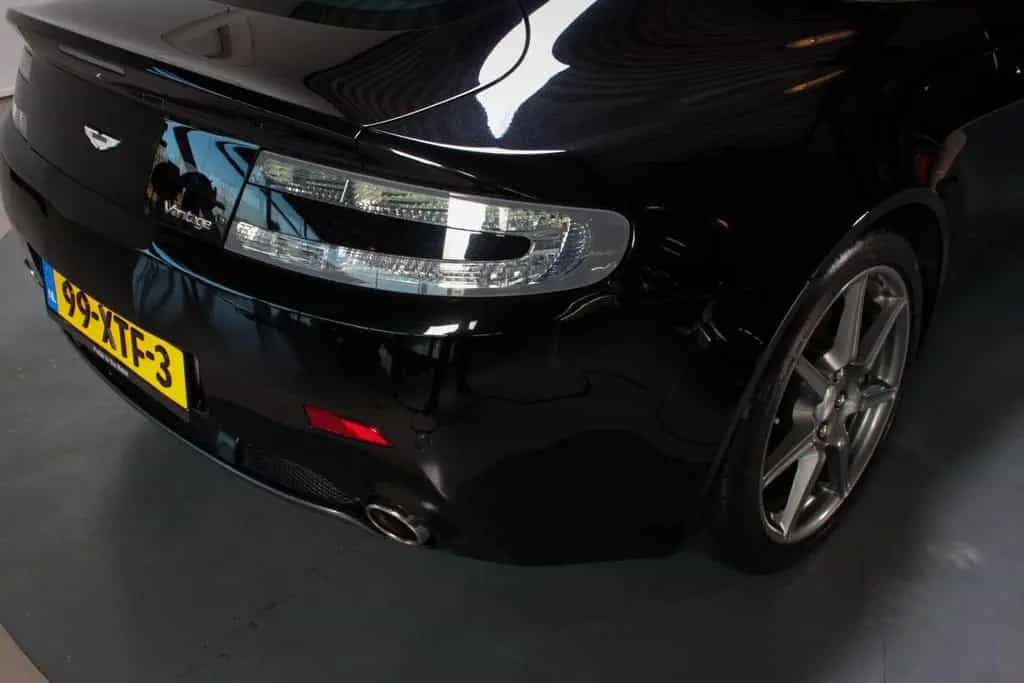 Aston Martin V8 Vantage 4.3 V8 01/2006-photo-21