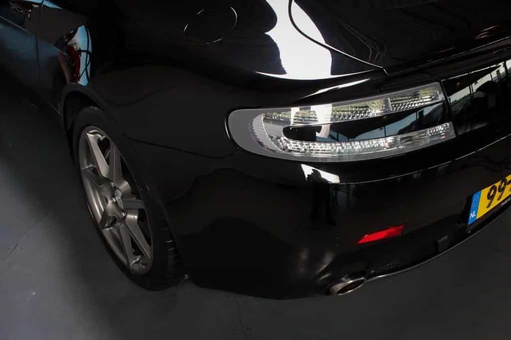 Aston Martin V8 Vantage 4.3 V8 01/2006-photo-22