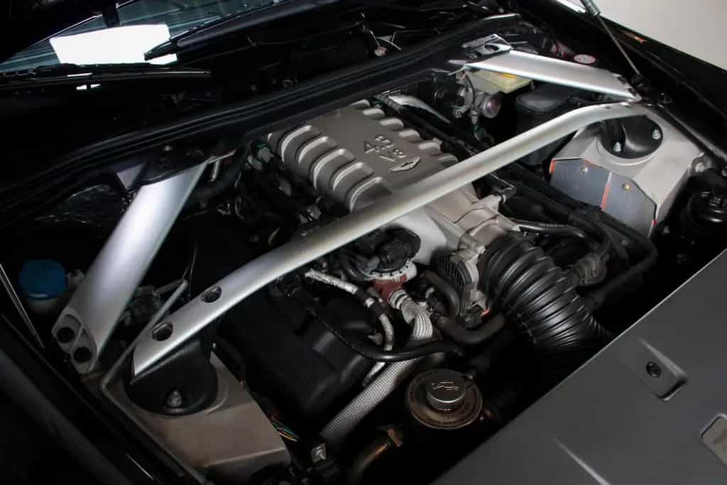 Aston Martin V8 Vantage 4.3 V8 01/2006-photo-25